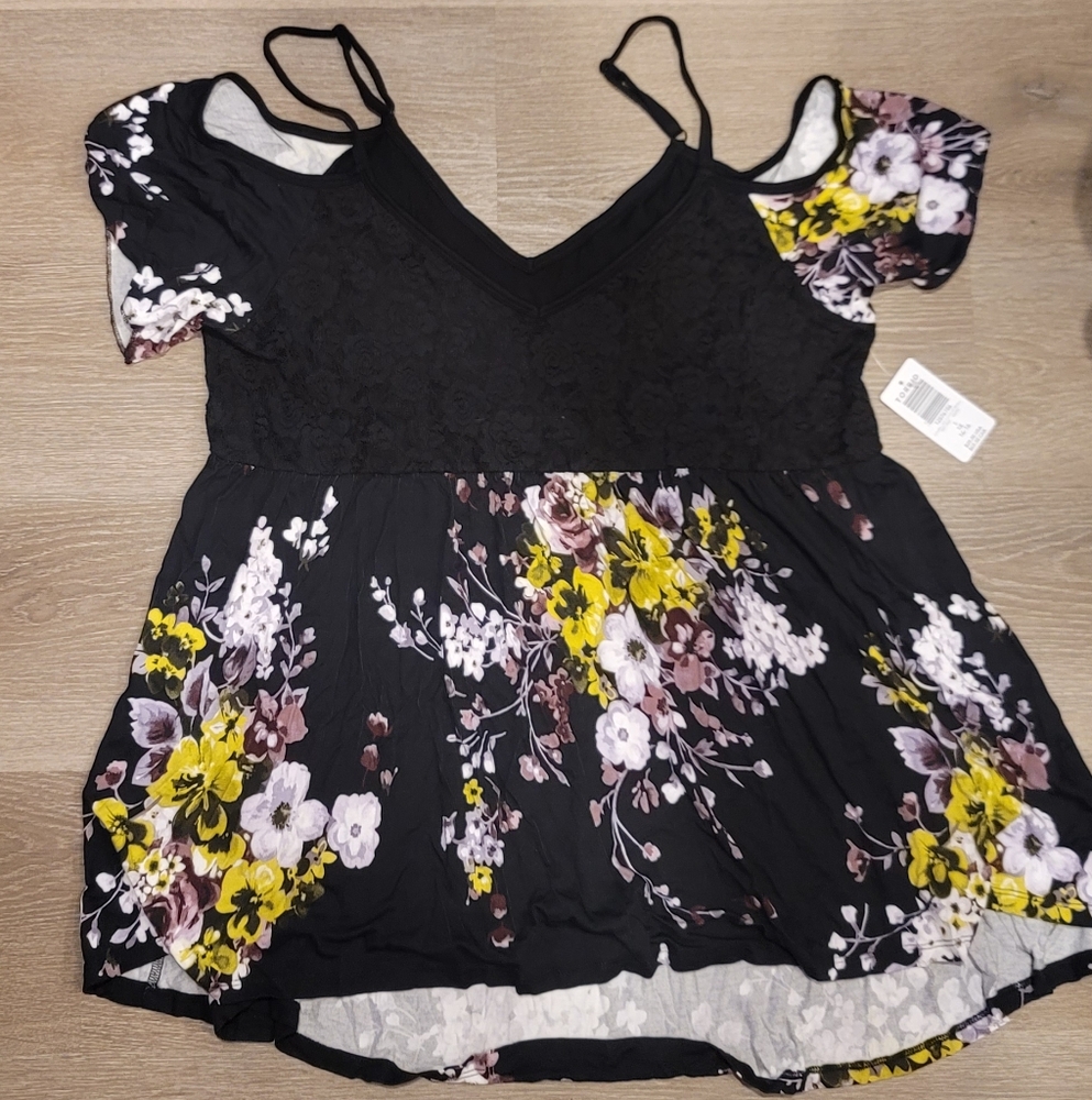 Torrid Black and Yellow Asymmetrical Floral Blouse